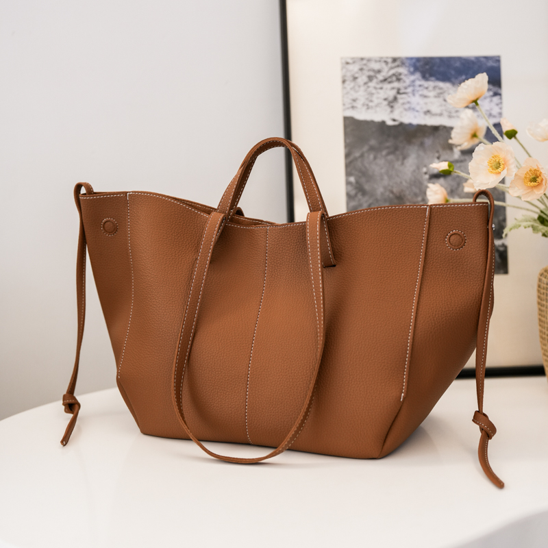 Luxury Bags Trending - Large Capacity Leather Zipper Women's Tote